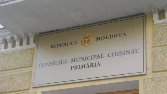 Consilierii municipali din Chișinău au votat pentru redeschiderea școlilor în Capitală