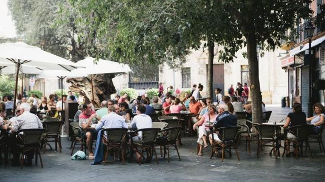 Vienezii vor primi vouchere de la primărie pentru a merge la restaurante