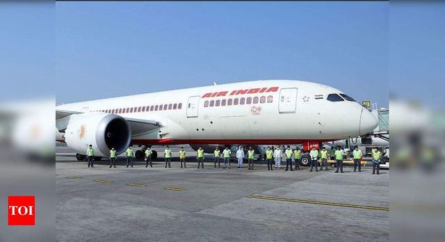We are proud of you, Pakistan air traffic controller tells Air India relief flight
