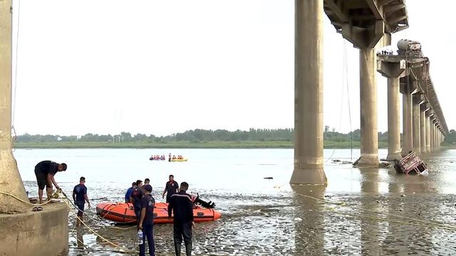 Vadodara bridge collapse: Activists say repeated warnings about ‘dangerous condition’ ignored