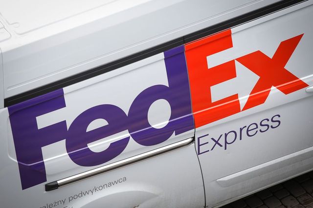 Felkerülhet a megbízhatatlan cégek kínai listájára a FedEx