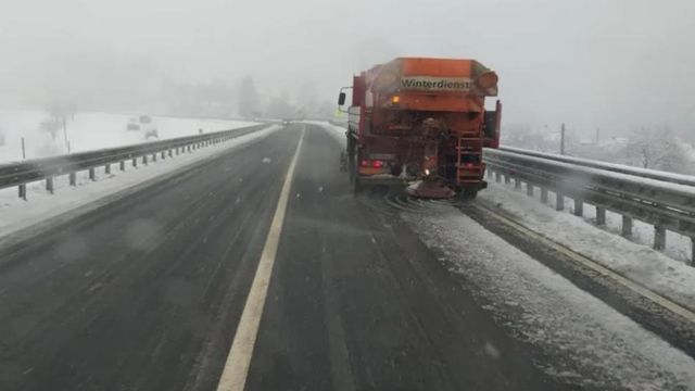 Accident în lanț din cauza poleiului pe Autostrada A3, în județul Ilfov