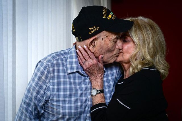 Un veteran de război și-a găsit dragostea la 100 de ani și se va căsători