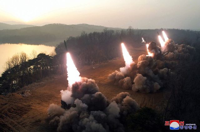 Az észak-koreai hadsereg lövöldözött a dél-koreai határ közelében