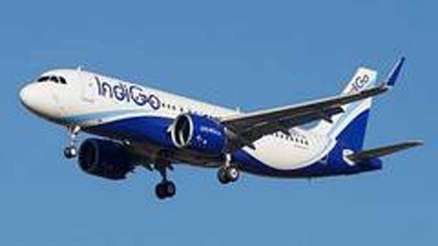 Pune-Jaipur flight makes emergency landing in Mumbai due to engine glitch