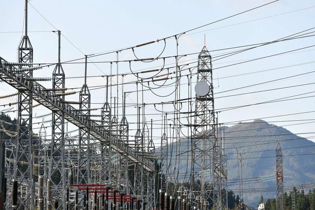 Red Eléctrica planea cambios para reducir de forma urgente el consumo industrial en momentos críticos