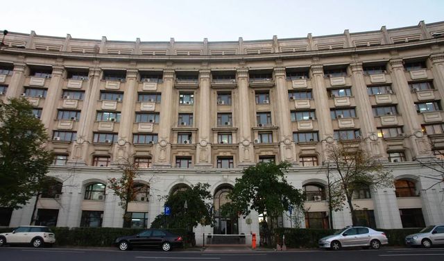 Un procuror, reținut după ce a sustras probe dintr-un dosar în care era vizat un preot, acuzat de viol asupra unui minor