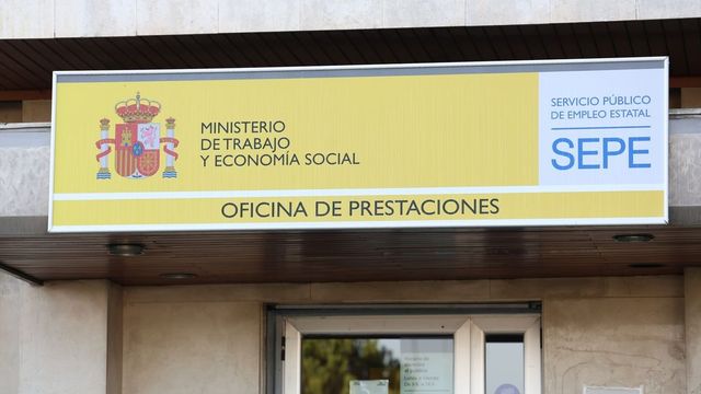 Andalucía registra el mejor dato de paro de abril en España