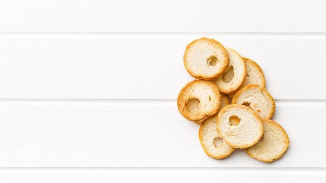 Inspekce poprvé odhalila dvojí kvalitu potravin, Bake Rolls prozradil olej
