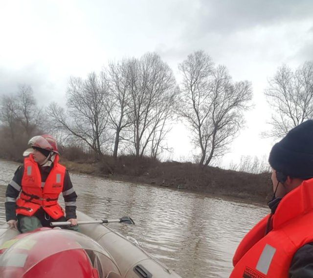 Femeie găsită moartă în râul Mureș, în apropiere de Rădești, Alba