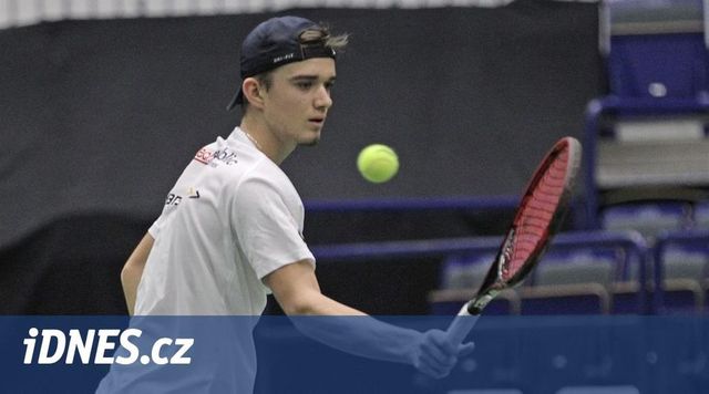 Tenista Macháč si zahraje na Roland Garros první grandslam v kariéře