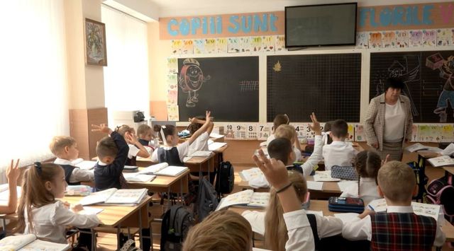 Numărul elevilor din capitală a crescut cu peste 12 mii în ultimii cinci ani