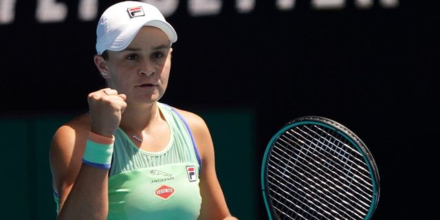 Australian Open: Ashleigh Barty wins quarter-final rematch against Petra Kvitova