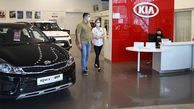 Названы самые продаваемые иномарки в России за полгода
