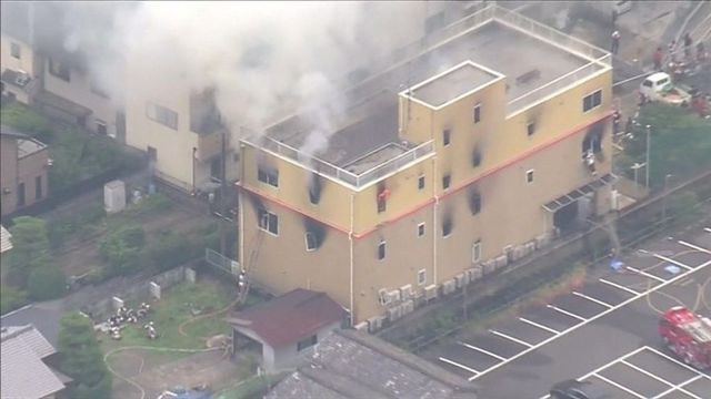 Incendiu la un studio de animație din orașul japonez Kyoto: Cel puțin 38 de oameni au avut de suferit