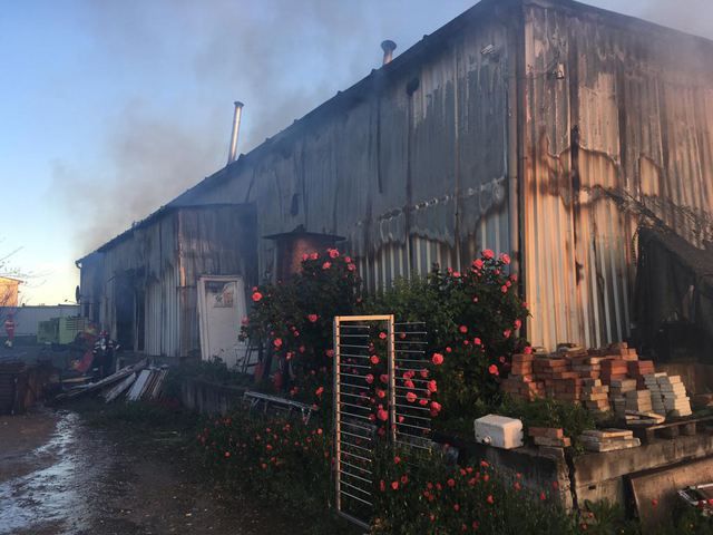 Brutărie din Tuzla, distrusă după ce a fost cuprinsă de flăcări