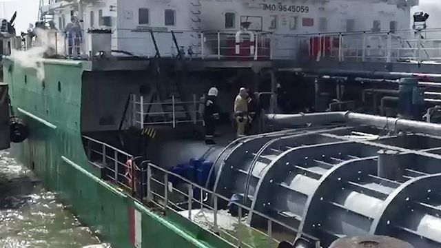 Ространснадзор проведет расследование взрыва танкера в Махачкале