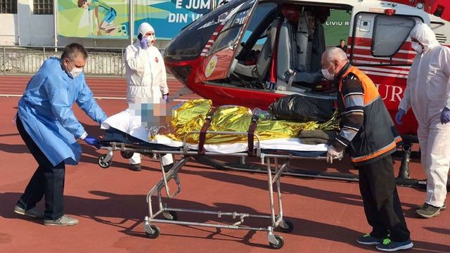 O femeie din Ocnița a fost transportată cu un elicopter SMURD la Chișinău