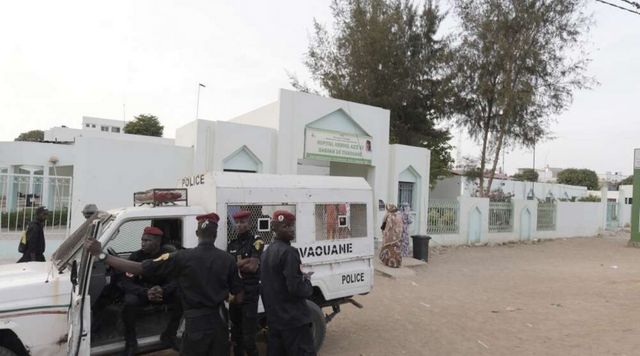 Senegal: ancora scontri a Dakar, almeno 9 morti