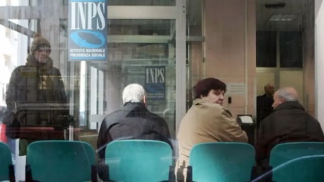 Culle sempre più vuote, nel 2050 in pensione a 69 anni
