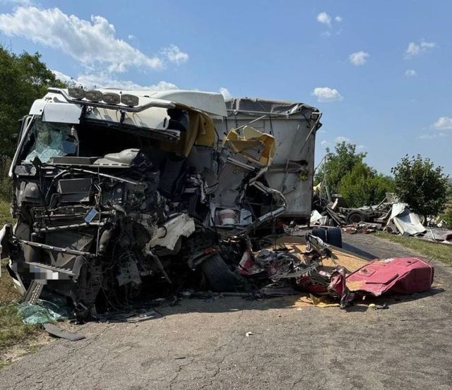 Un salvator al echipei IGSU a decedat în urma unui grav accident rutier produs la Telenești
