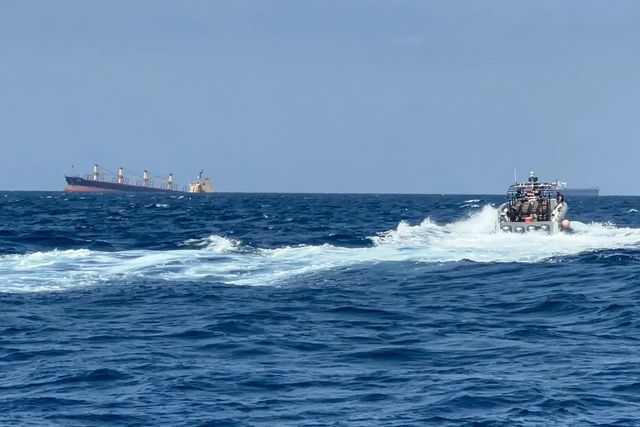Cabluri submarine tăiate în Marea Roșie. Accesul la internet, întrerupt în Asia și Orientul Mijlociu