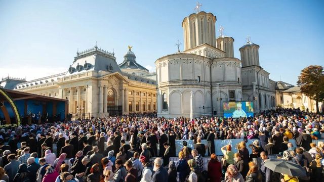 Manifestările dedicate sărbătorii Sf. Cuvios Dimitrie cel Nou îi animă pe pelerini