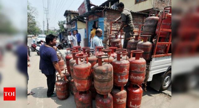 Enough Stock Of Petrol, Diesel, LPG Available To Last Lockdown, Says Indian Oil