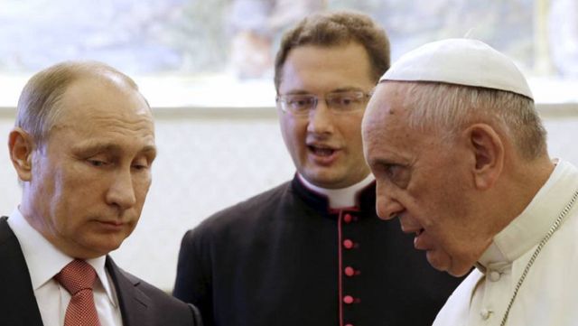 Putin vorbește, înaintea vizitei la Roma, despre contacte strânse cu Salvini și prietenia cu Berlusconi