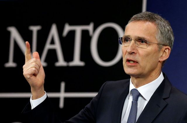 Šéf NATO odmítl ruské zastrašování a postavil se za Hřiba a další starosty