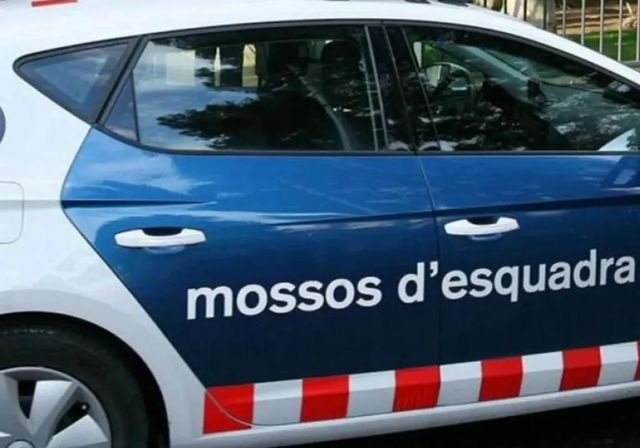 Abatido un hombre tras matar a su hermano y herir a cinco Mossos en Barcelona