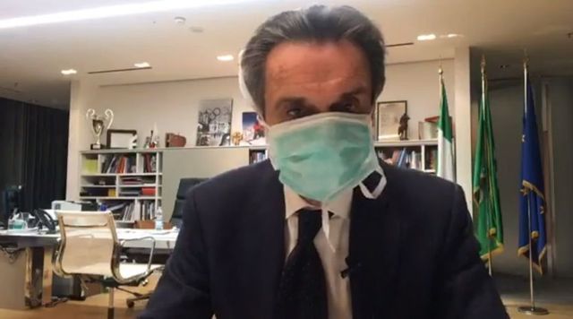 Coronavirus in Lombardia, obbligo di mascherine ancora per due settimane