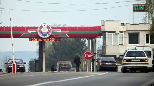 Chișinaul este gata sa acorde șoferilor transnistreni permise de conducere de model național