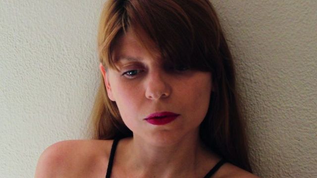 Miriam Reyes gana el Premio Nacional de Poesía 2025