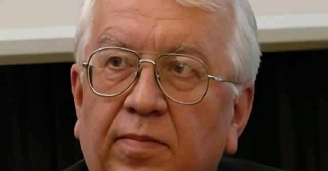 Zemřel signatář Charty 77 a publicista Václav Žák