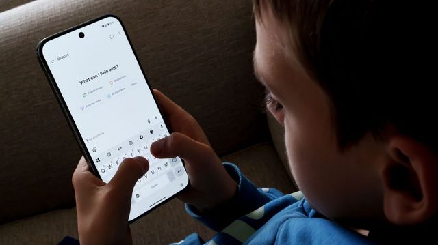 Meghalt egy kamasz a ChatGPT tanácsa után, változás jön a modellnél