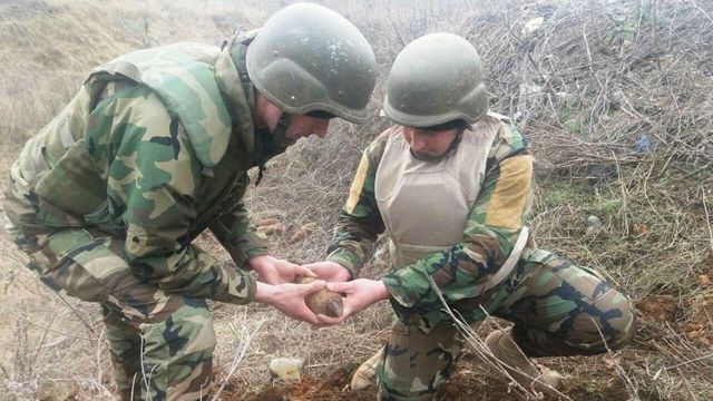 136 obiecte explozive, lichidate de geniștii militari la Căușeni