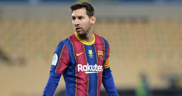 Múzeumba került Messi rekorder futballcipője