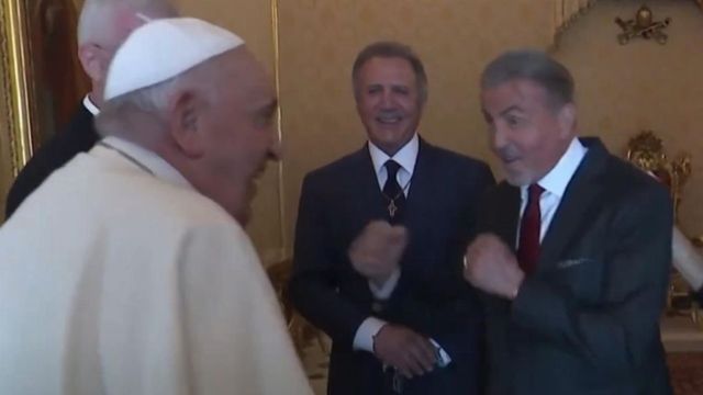 Papa Francisc l-a primit pe Sylvester Stallone la Vatican