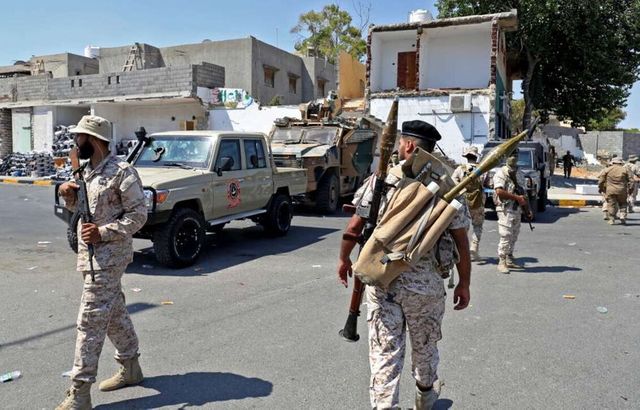Scontri fra milizie a Tripoli causano 13 morti fra cui anche un bambino
