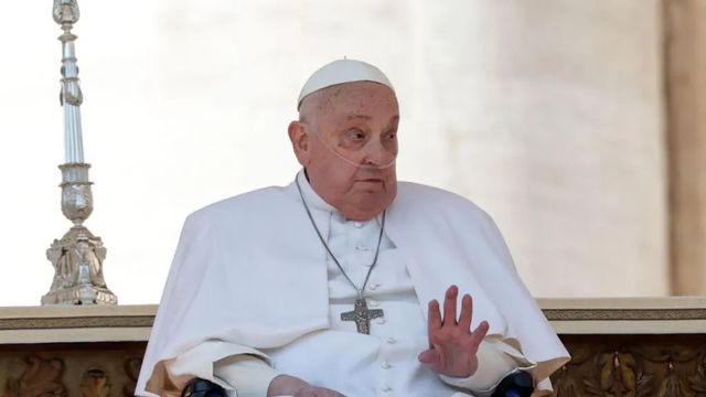 El 'puñetazo' de Francisco contra la pederastia eclesial