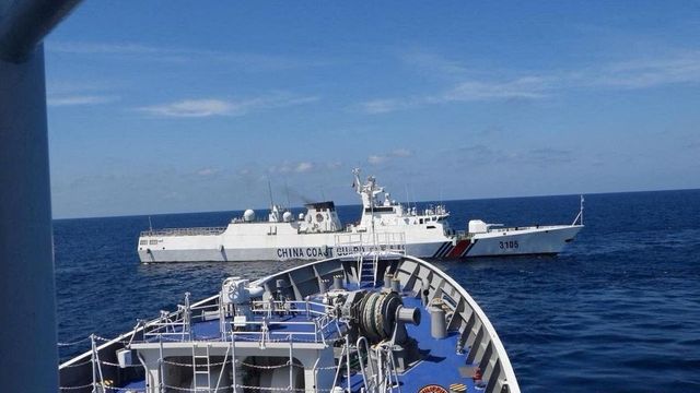 Philippine Coast Guard Accuses Chinese Vessels of 'Dangerous' Manoeuvres