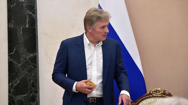 Песков продолжает лечение от коронавируса