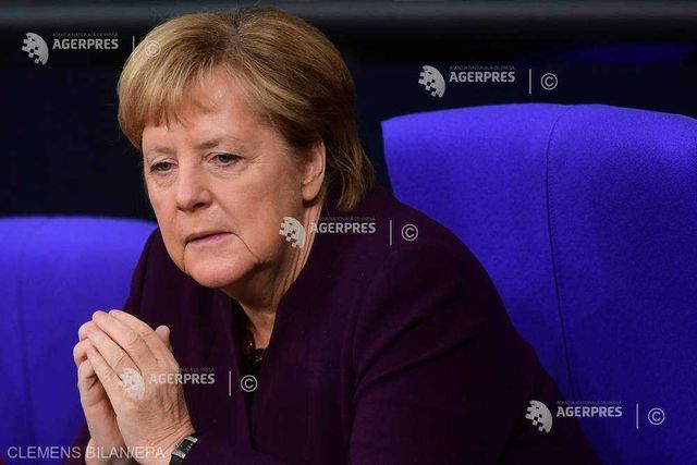 Angela Merkel nu este de acord cu viziunea radicală a lui Macron despre NATO