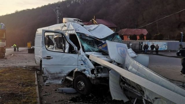 Микроавтобус с молдавскими номерами попал в аварию в Румынии