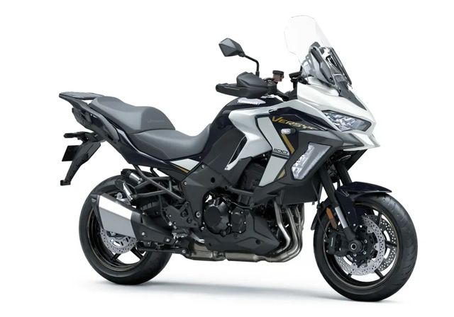 Kawasaki Versys 1100, moto oficial del Tour de Francia 2025