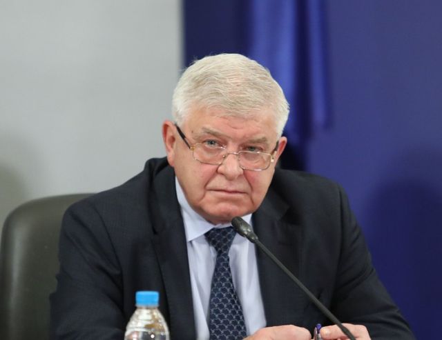 Ананиев издаде още 4 заповеди заради извънредната обстановка
