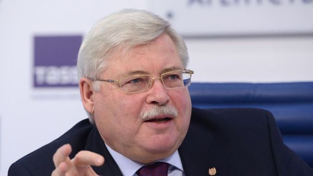 Главу томского облздрава уволили за скандальное фото из морга
