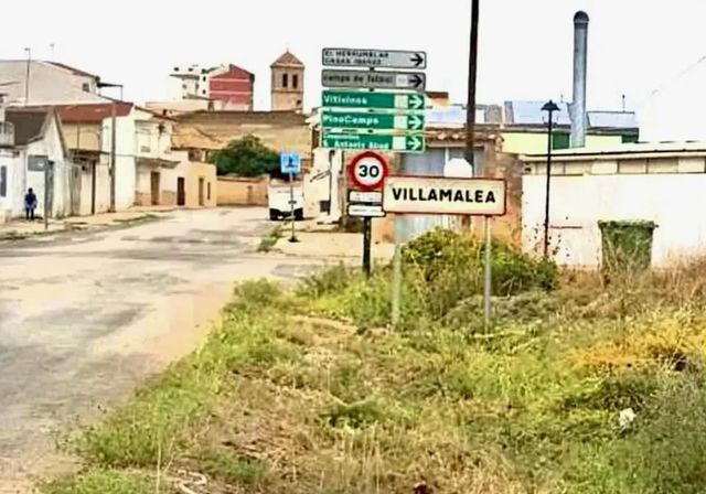 Villamalea, el contrapunto a Jumilla pidiendo la regularización de inmigrantes