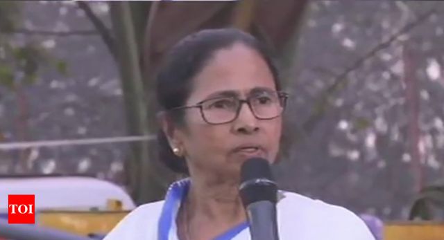 Come together to save Bengal, Mamata Banerjee appeals to Left, Congress